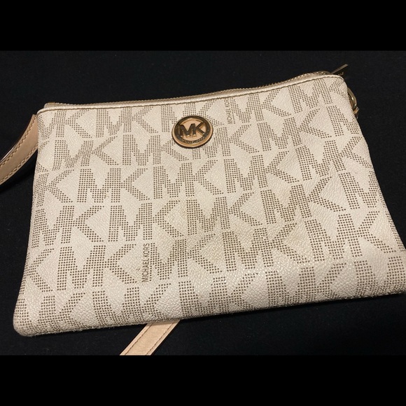 Michael Kors crossbody - Picture 1 of 5